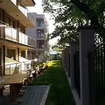 Vega Отель 2*