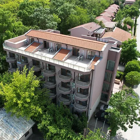 Hotel Vega 2*